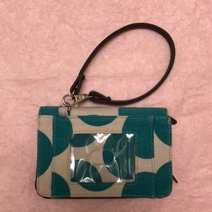 Thirty One Wrist Wallet - EUC